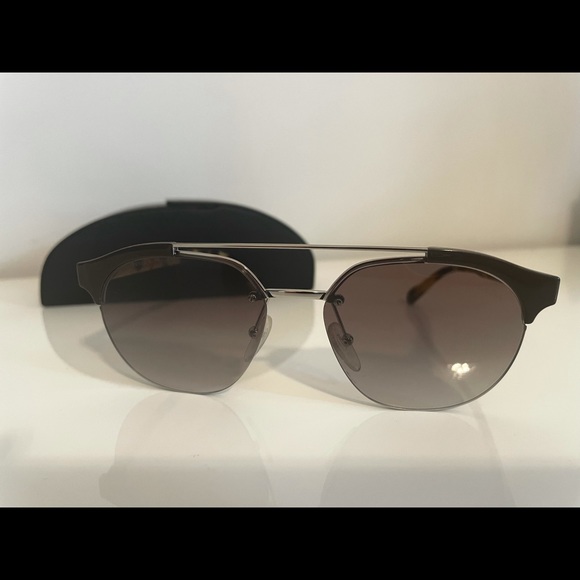Prada Aviator Sunglasses - Picture 4 of 4